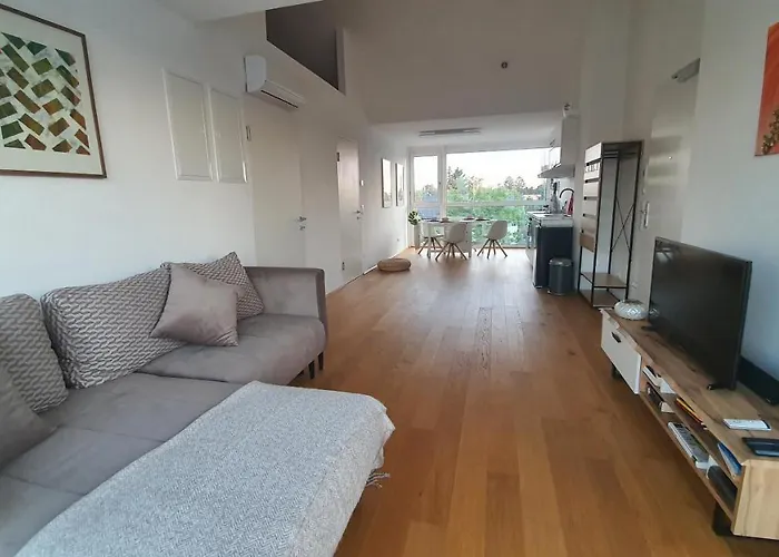 Rooftop Terrace, Free Garage Parking And Pool! Apartman Bécs