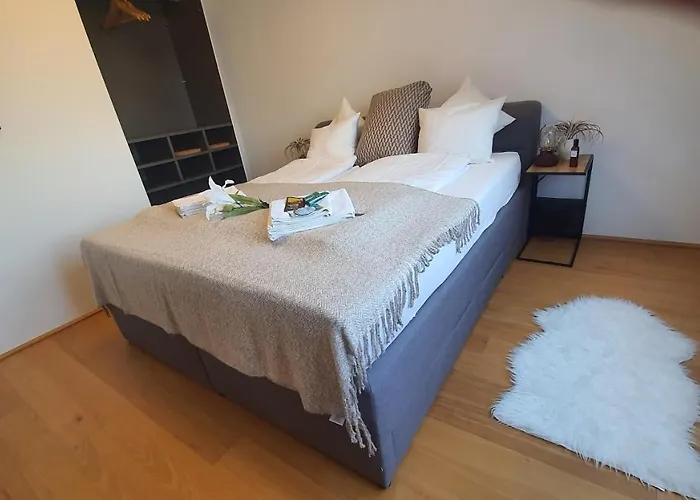 Apartman Rooftop Terrace, Free Garage Parking And Pool! Bécs