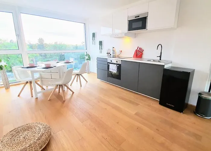 Apartman Rooftop Terrace, Free Garage Parking And Pool!